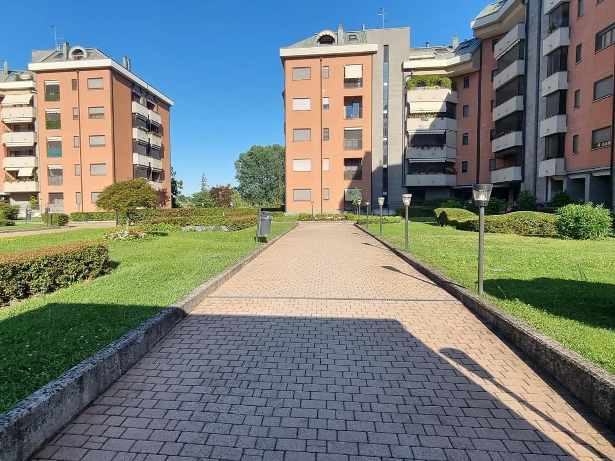 La Casetta Di Grazia E Nino Apartman Buccinasco Kültér fotó